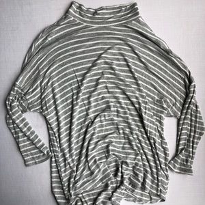 SALE🎉NORDSTROM || Gray & White  Oversized Top